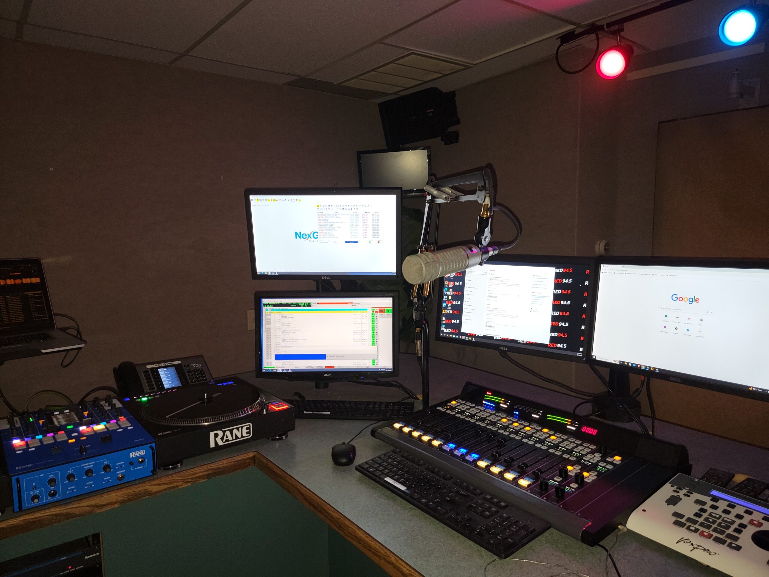 Red 94.5